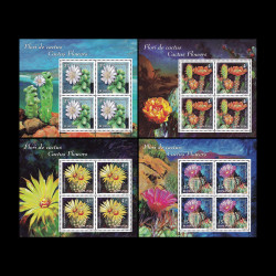 Flori de cactus, minicoală de 4 timbre cu manșetă ilustrată 2017 LP 2160c